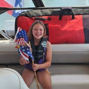 Meet your Posher, Travis